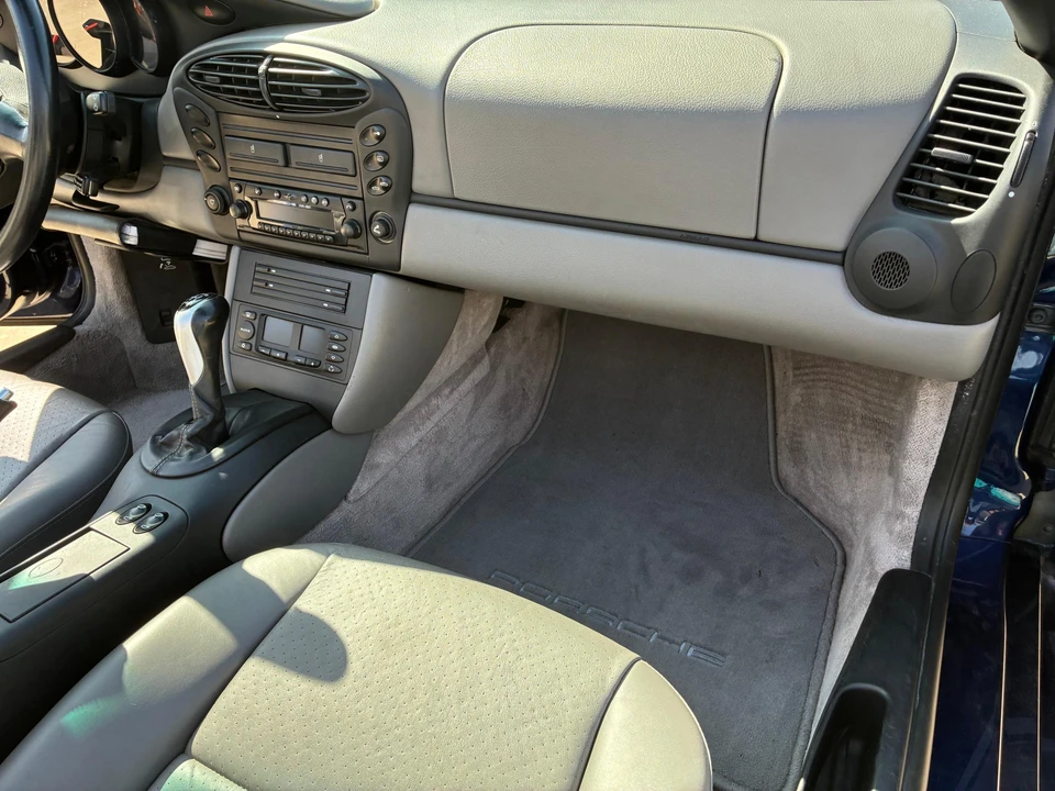 2002 Porsche 986 Boxster - Image 27 of 31