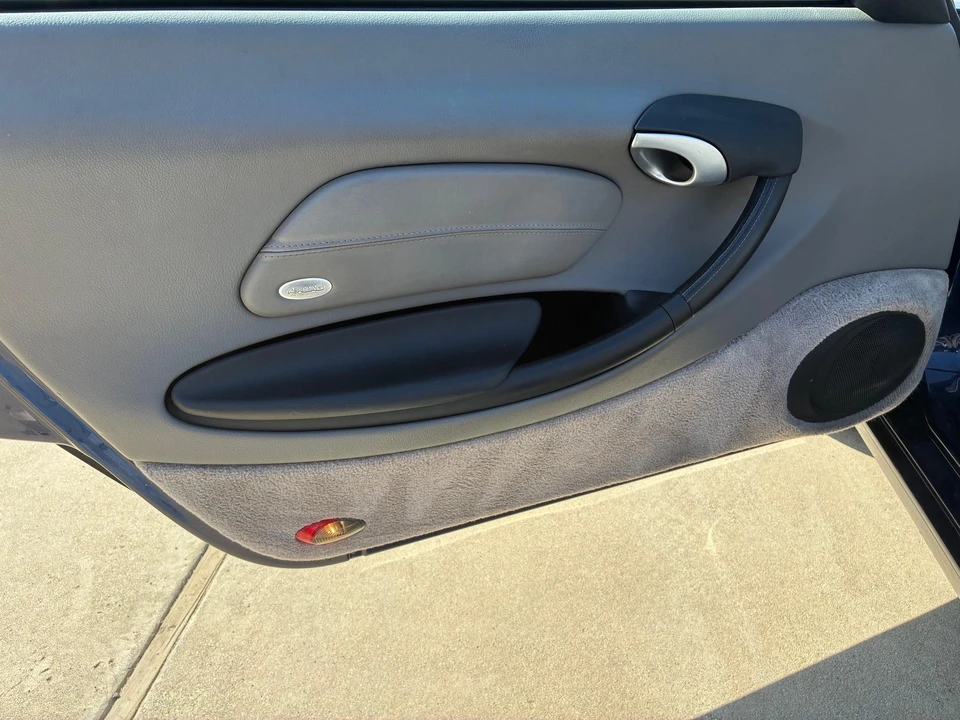 2002 Porsche 986 Boxster - Image 28 of 31