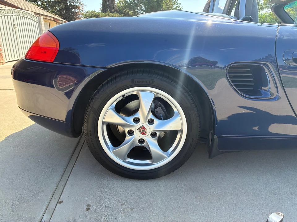 2002 Porsche 986 Boxster - Image 13 of 31