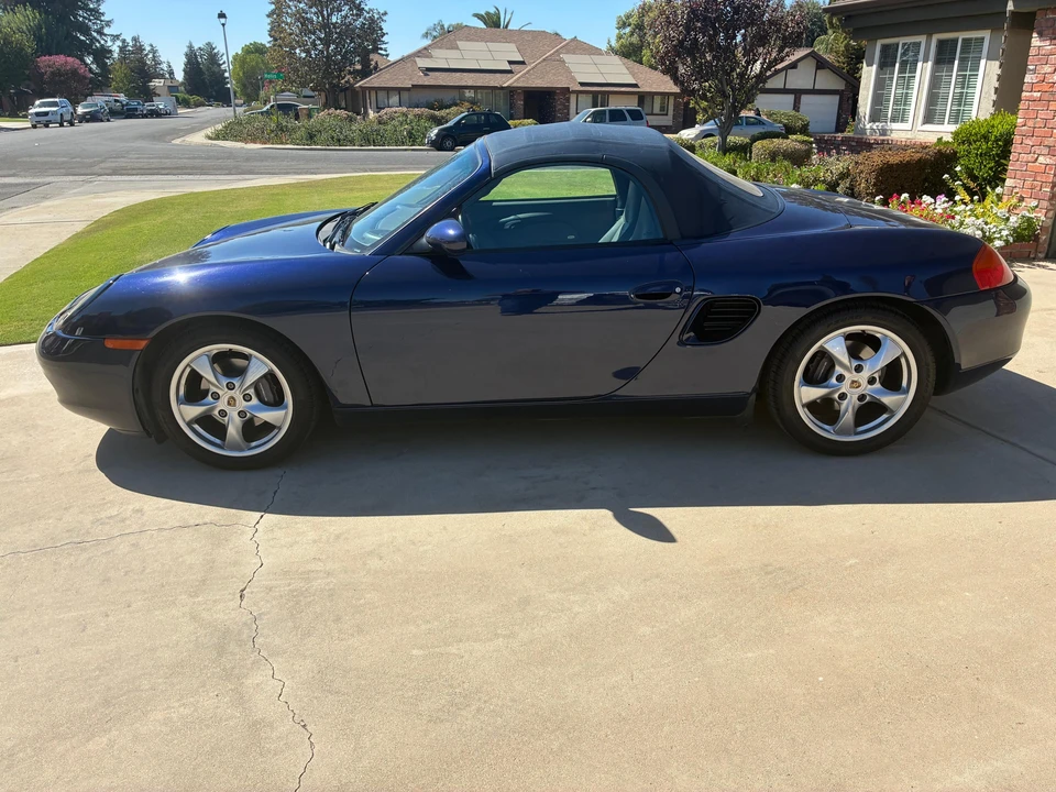 2002 Porsche 986 Boxster - Image 6 of 31