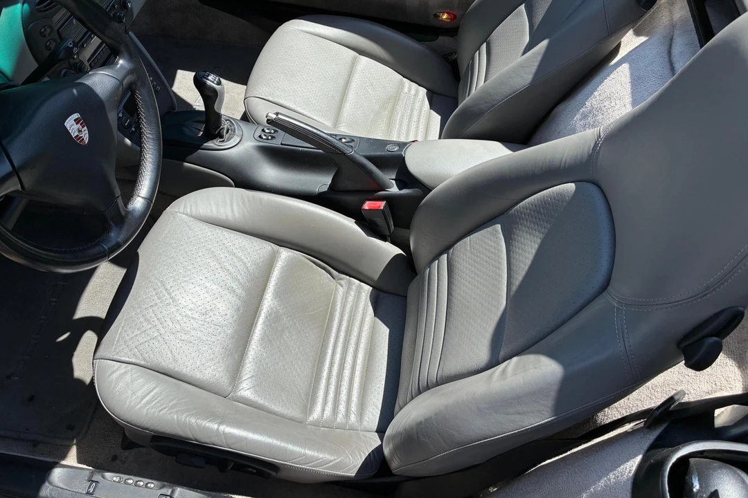 2002 Porsche 986 Boxster - Image 16 of 31