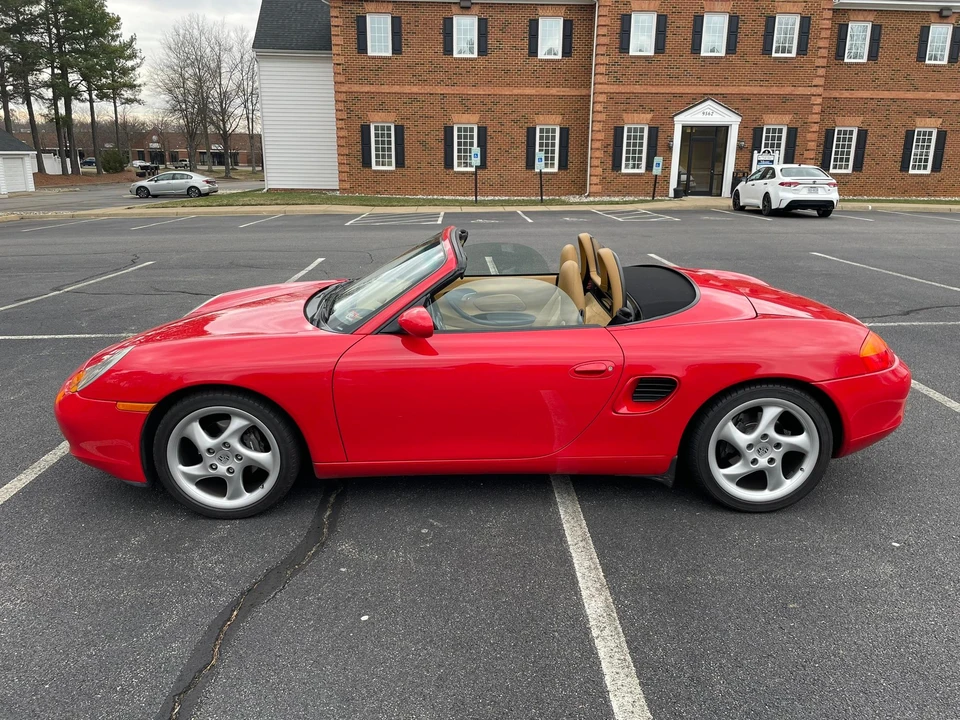 2002 Porsche 986 Boxster - Image 9 of 30
