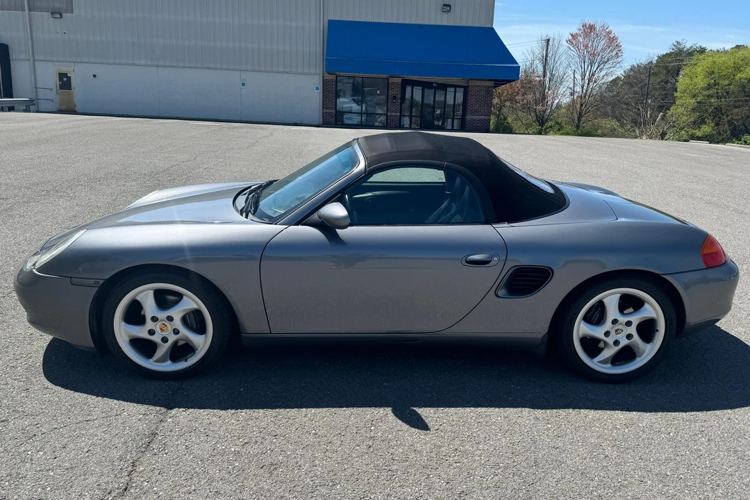 2002 Porsche 986 Boxster - Image 3 of 31