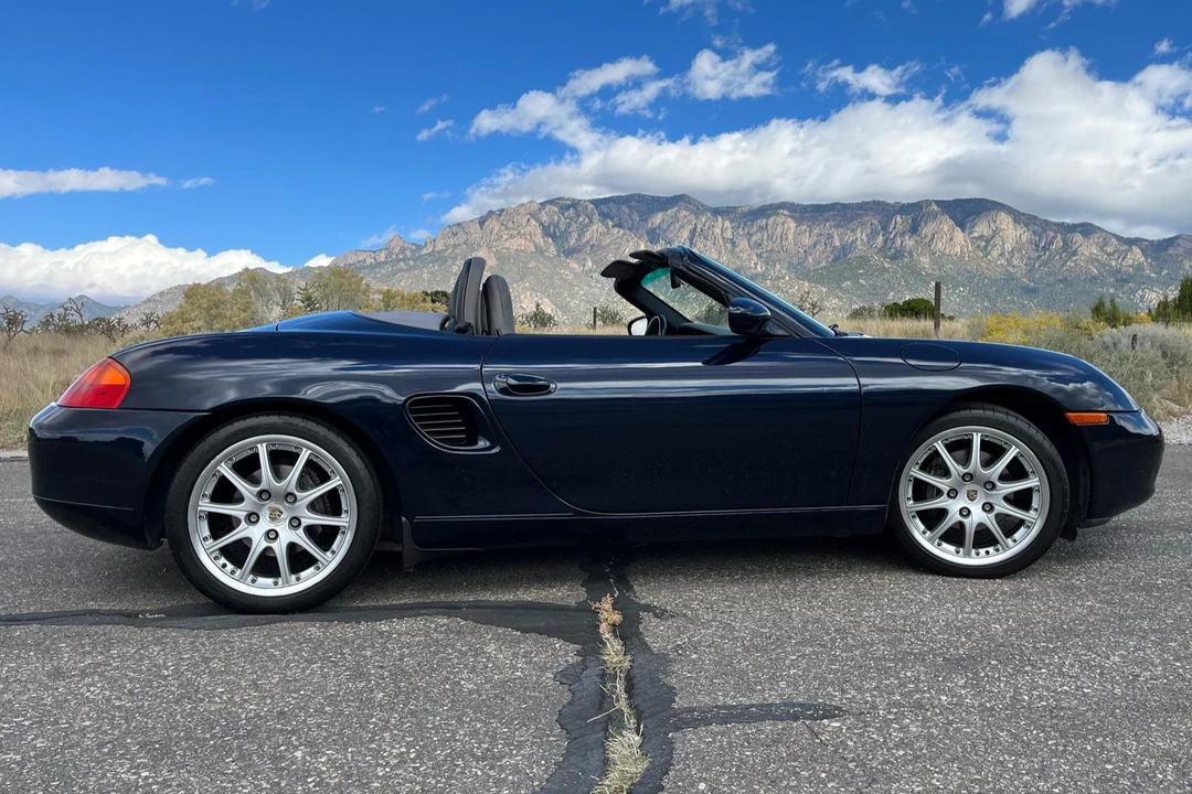 2002 Porsche 986 Boxster - Image 3 of 31