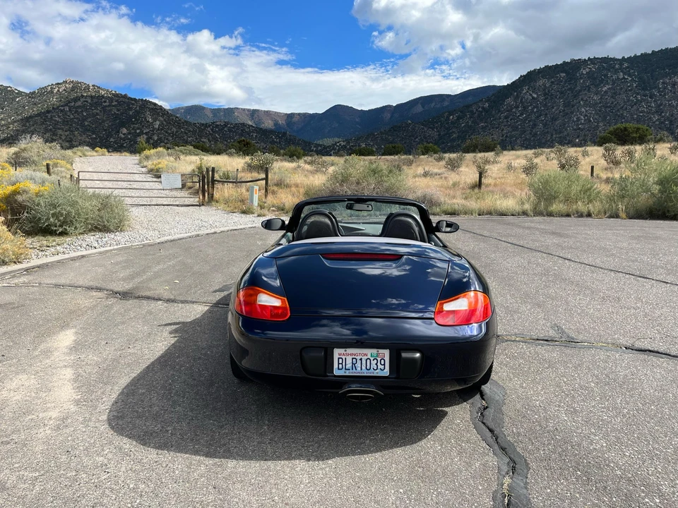 2002 Porsche 986 Boxster - Image 9 of 31