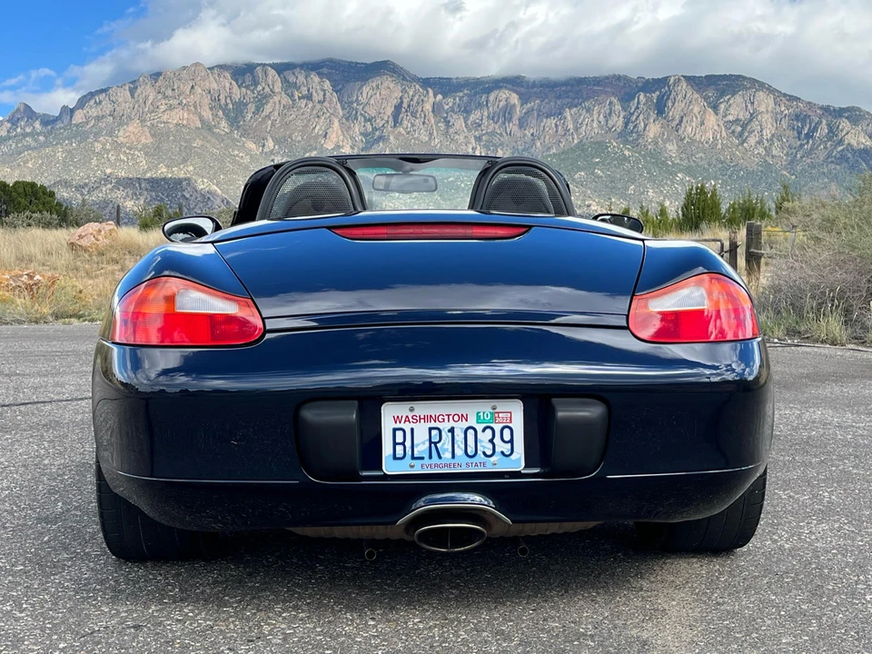 2002 Porsche 986 Boxster - Image 13 of 31
