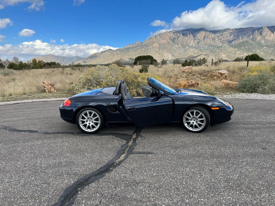 2002 Porsche 986 Boxster - Image 23 of 31