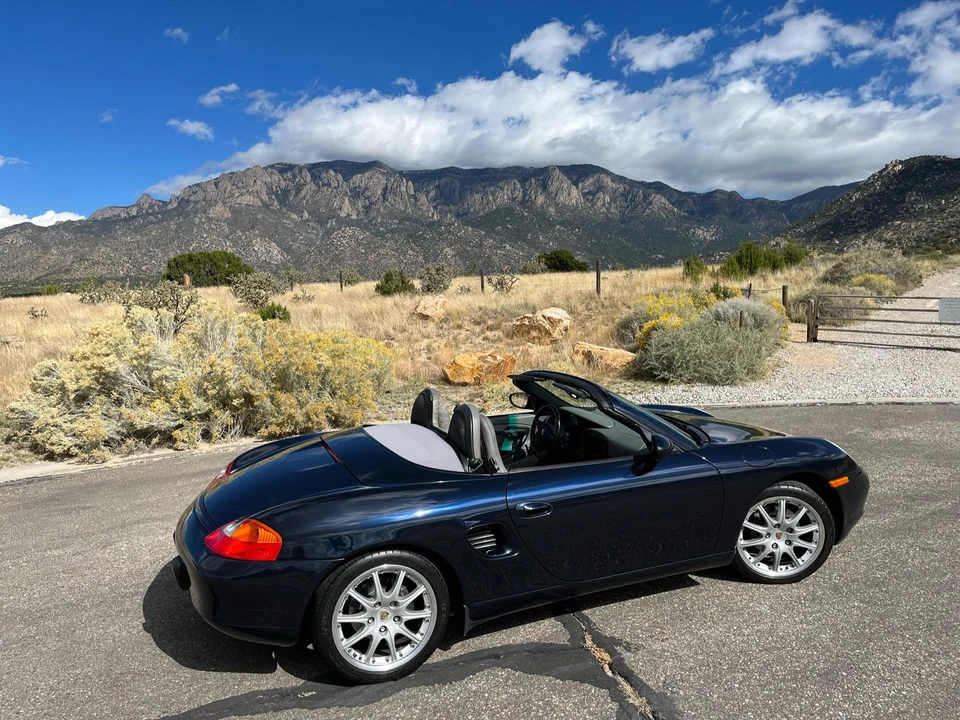 2002 Porsche 986 Boxster - Image 16 of 31