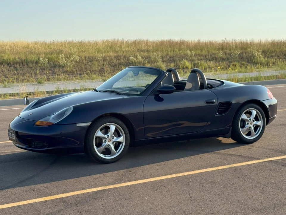 2002 Porsche 986 Boxster - Image 12 of 31