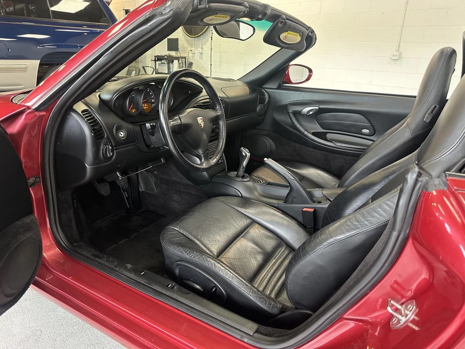 2002 Porsche 986 Boxster - Image 22 of 31