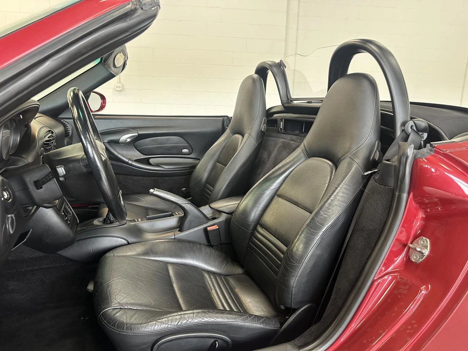 2002 Porsche 986 Boxster - Image 24 of 31