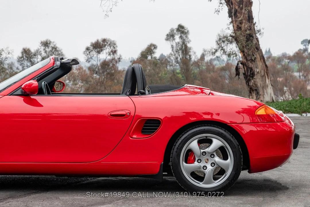 2002 Porsche 986 Boxster - Image 24 of 31