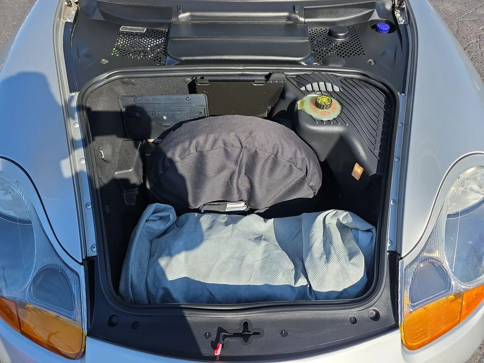 2002 Porsche 986 Boxster - Image 13 of 31
