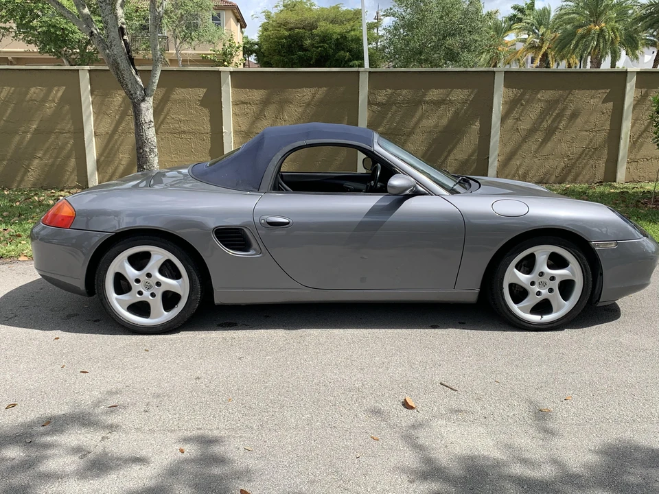 2002 Porsche 986 Boxster - Image 27 of 31