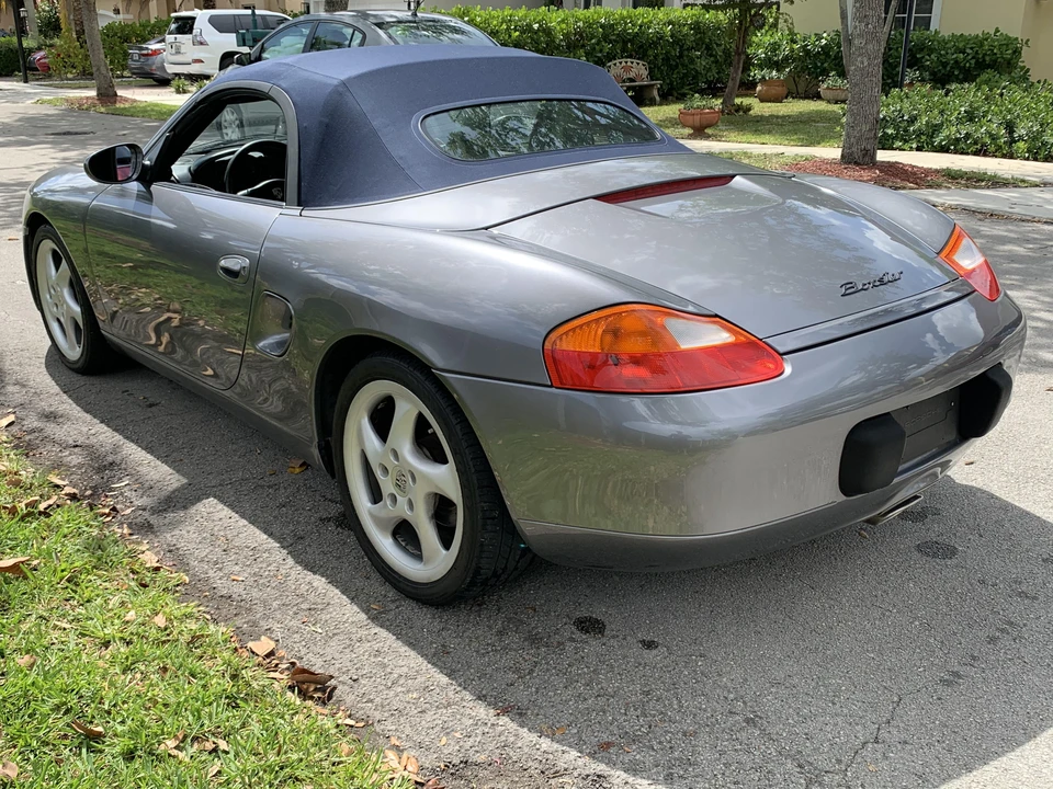 2002 Porsche 986 Boxster - Image 16 of 31