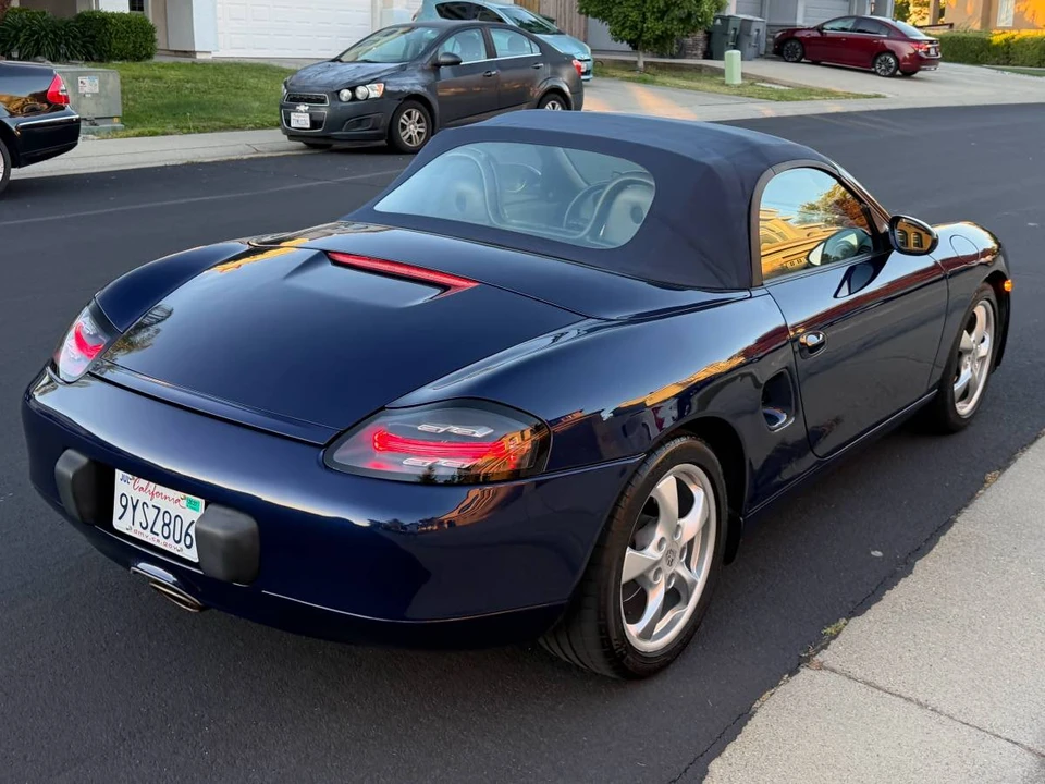 2002 Porsche 986 Boxster - Image 12 of 23