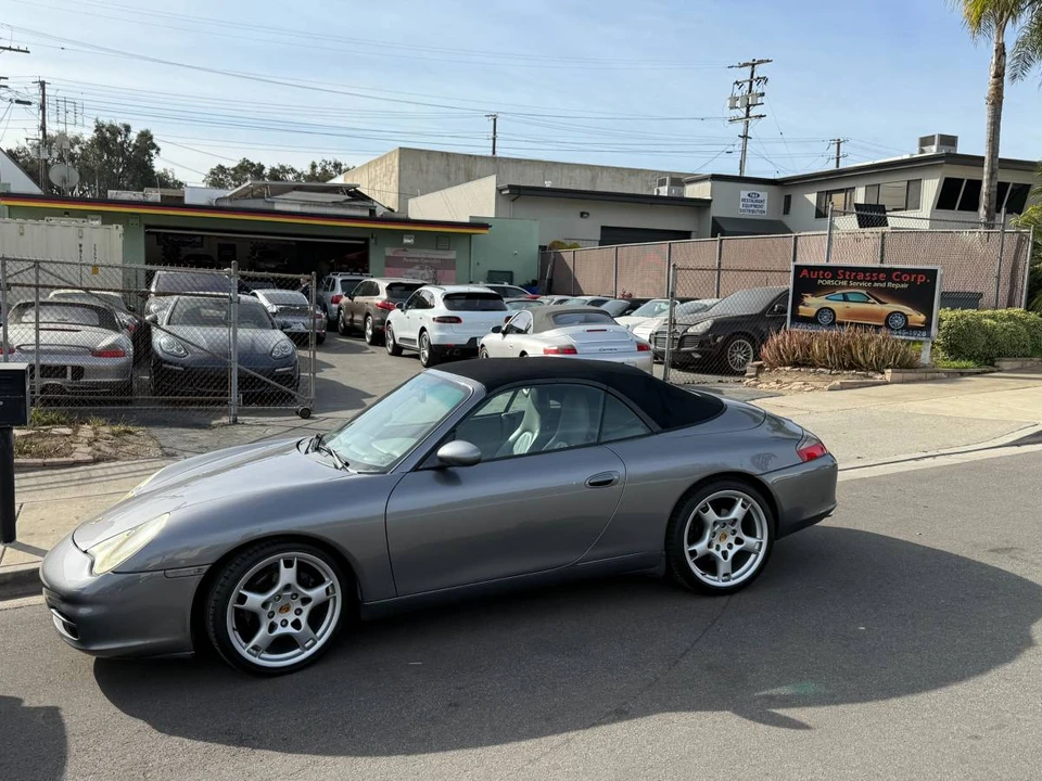 2002 Porsche 996 Carrera - Image 5 of 12
