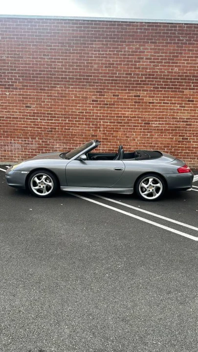 2002 Porsche 996 Carrera 4 - Image 11 of 19