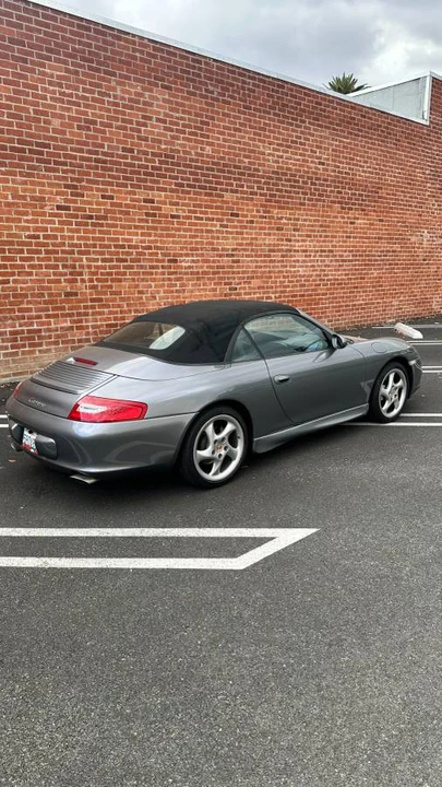 2002 Porsche 996 Carrera 4 - Image 7 of 19