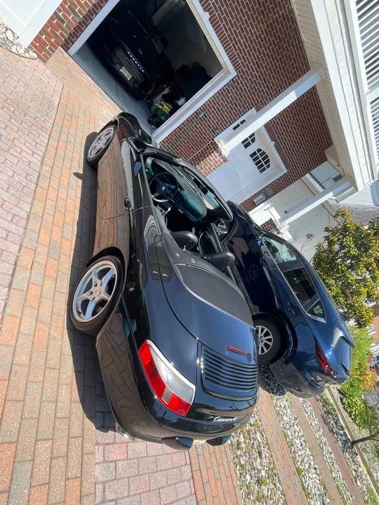2002 Porsche 996 Carrera 4 - Image 6 of 14