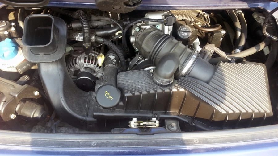 2002 Porsche 996 Carrera 4 - Image 6 of 9
