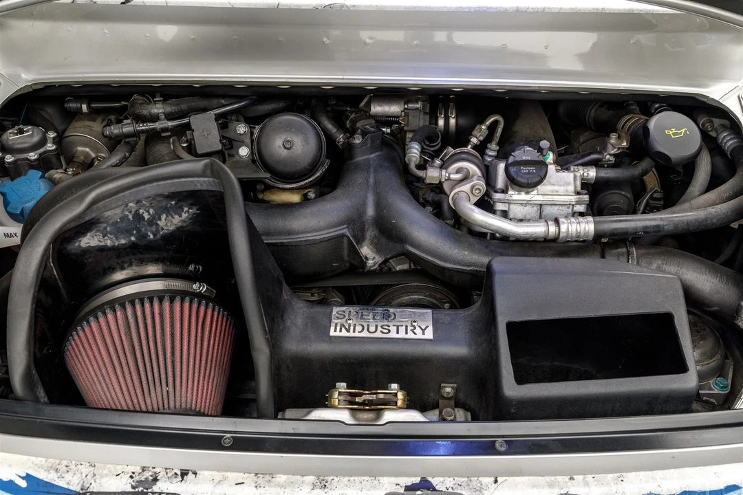 2002 Porsche 996 Turbo - Image 29 of 31