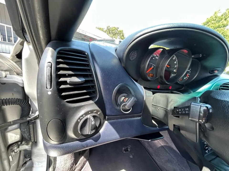 2002 Porsche 986 Boxster - Image 19 of 20