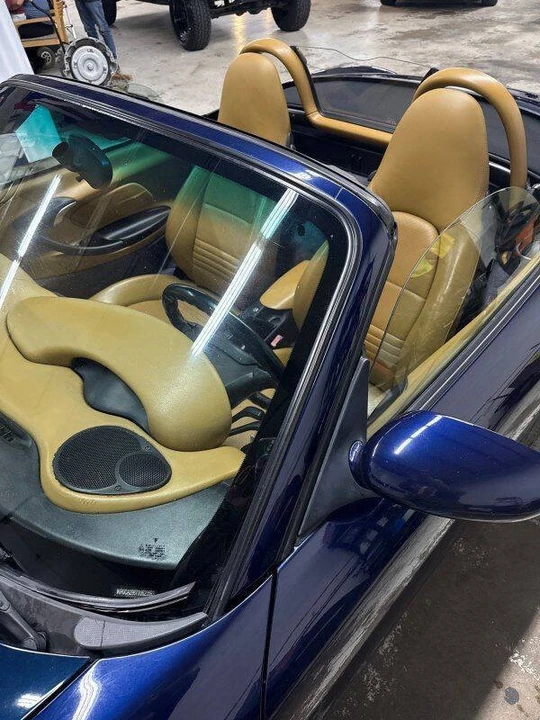 2002 Porsche 986 Boxster - Image 17 of 18