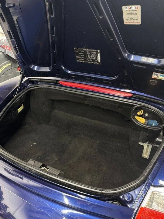 2002 Porsche 986 Boxster - Image 11 of 18