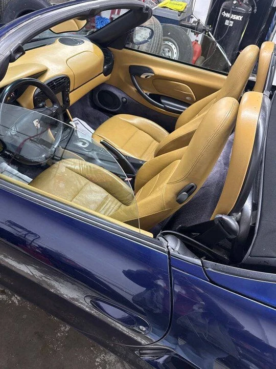 2002 Porsche 986 Boxster - Image 15 of 18