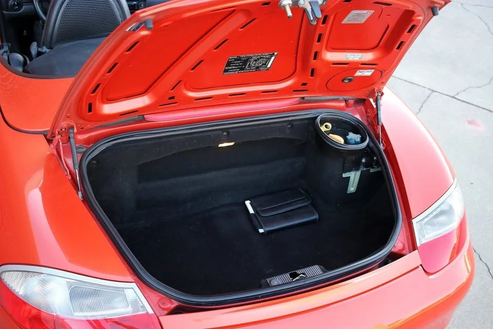 2002 Porsche 986 Boxster - Image 10 of 20