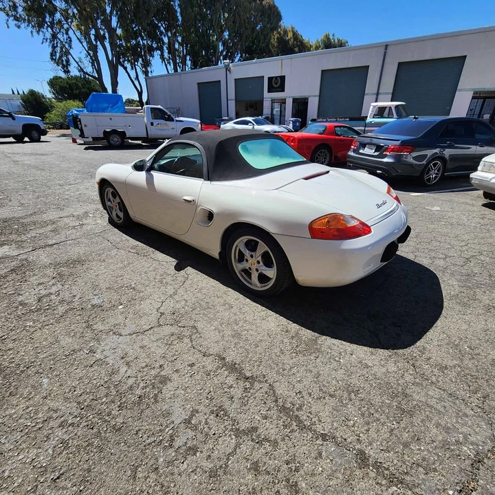 2002 Porsche 986 Boxster - Image 6 of 18