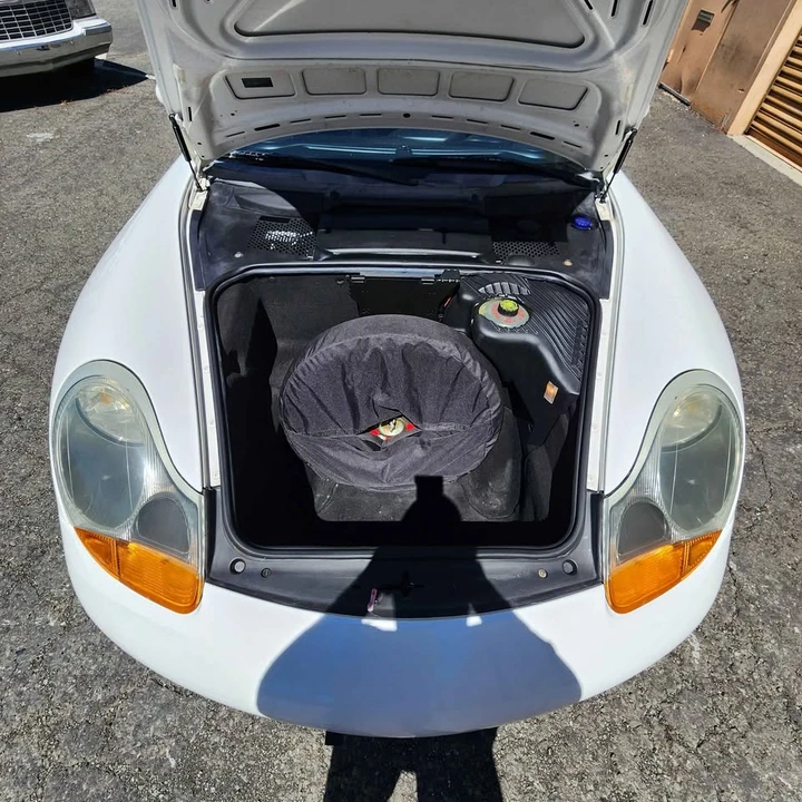 2002 Porsche 986 Boxster - Image 13 of 18