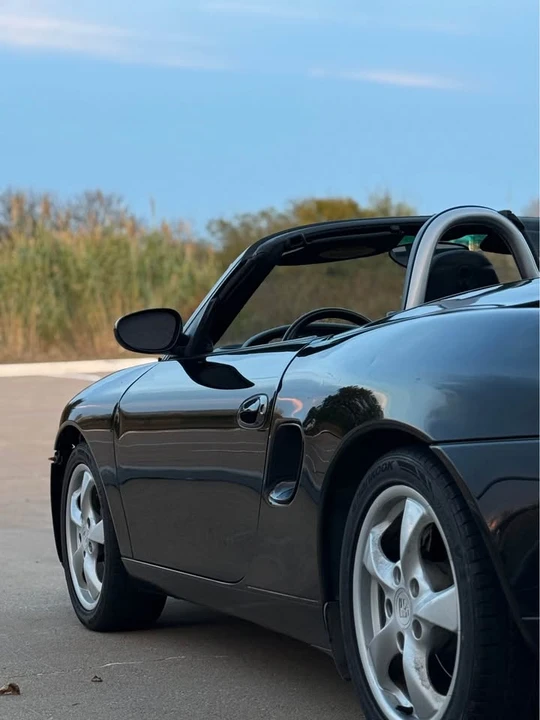 2002 Porsche 986 Boxster - Image 5 of 19