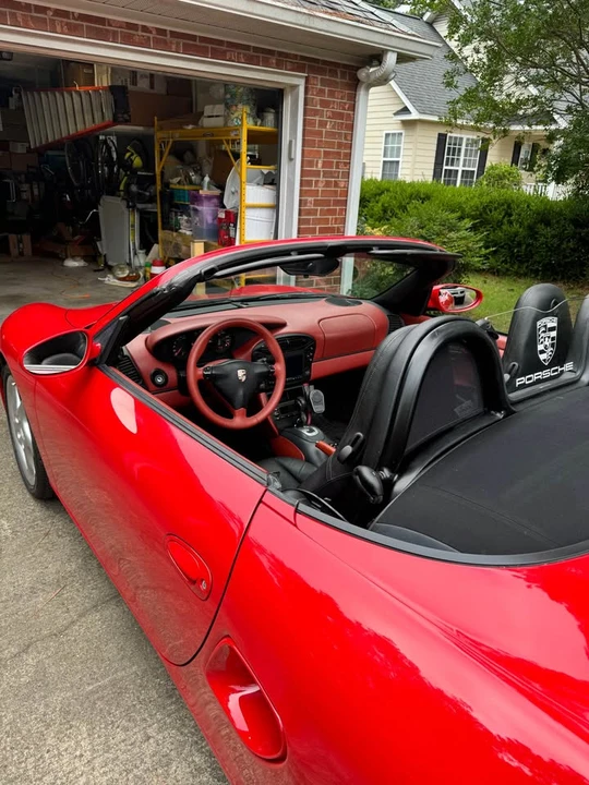 2002 Porsche 986 Boxster - Image 9 of 15