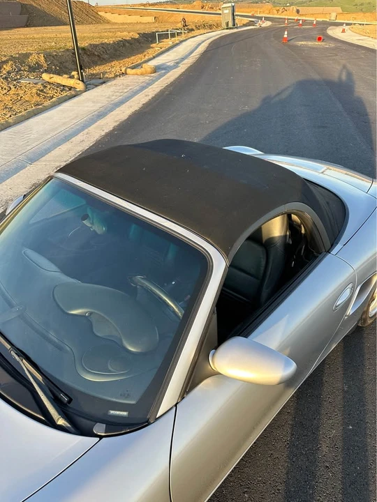 2002 Porsche 986 Boxster - Image 11 of 19