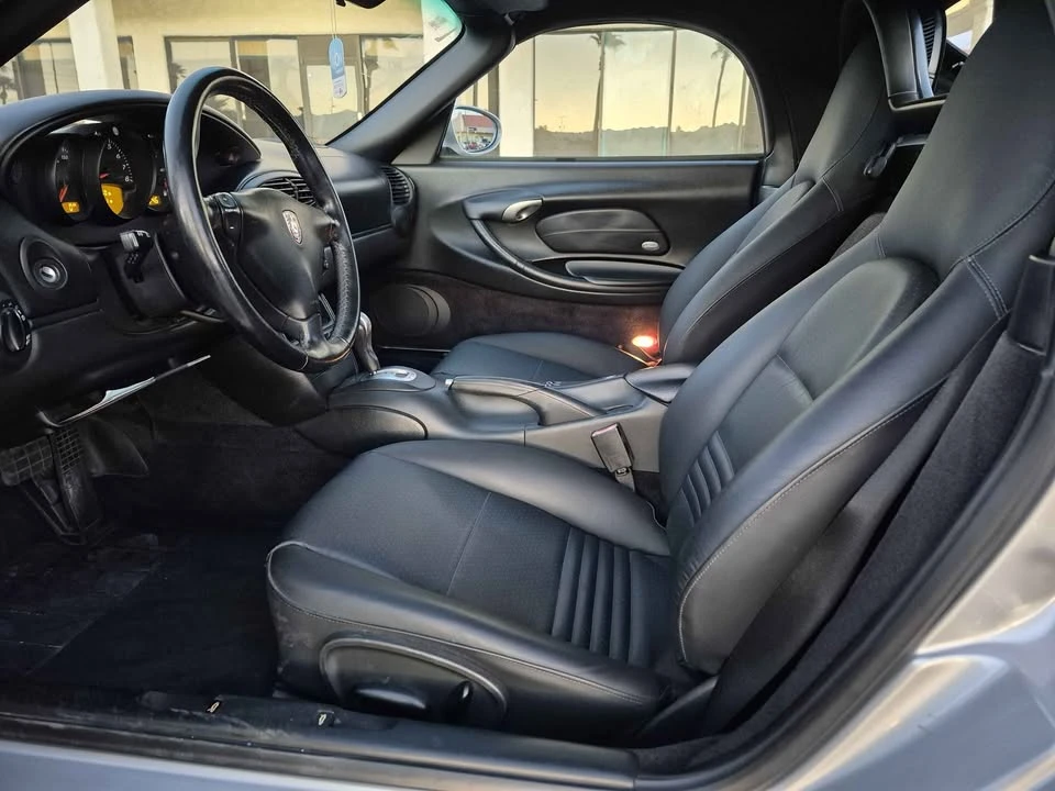 2002 Porsche 986 Boxster - Image 9 of 11