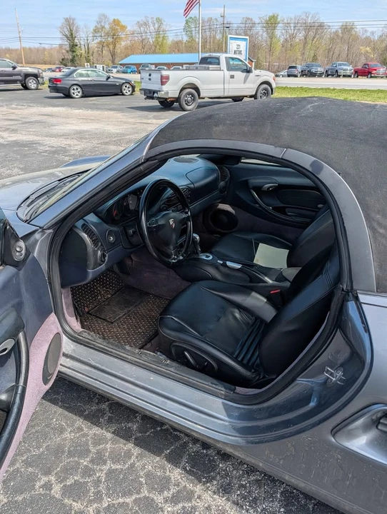 2002 Porsche 986 Boxster - Image 9 of 11