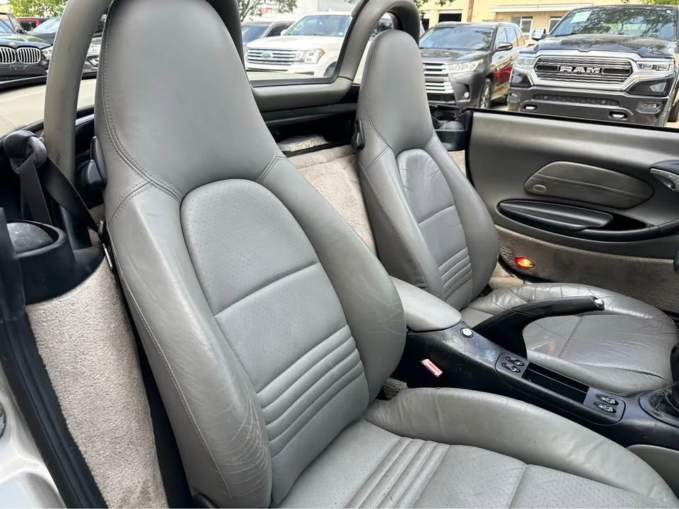2002 Porsche 986 Boxster - Image 9 of 14