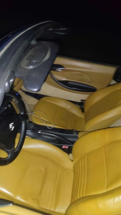 2002 Porsche 986 Boxster - Image 6 of 9