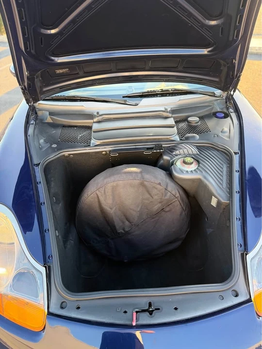 2002 Porsche 986 Boxster - Image 13 of 14
