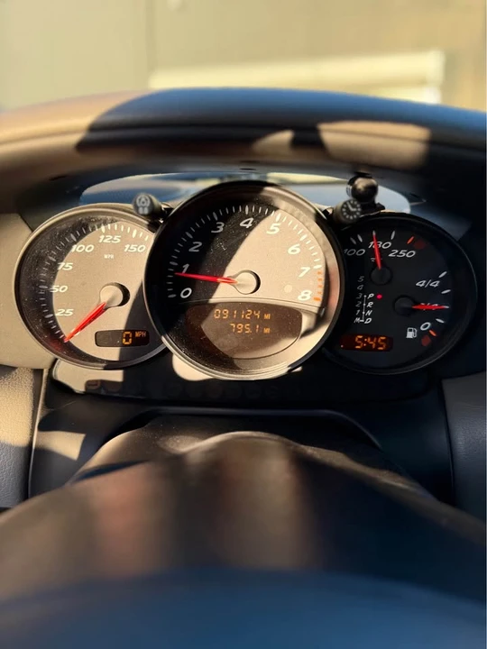 2002 Porsche 986 Boxster - Image 10 of 14
