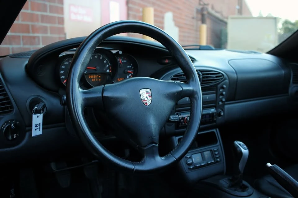 2002 Porsche 986 Boxster - Image 16 of 18