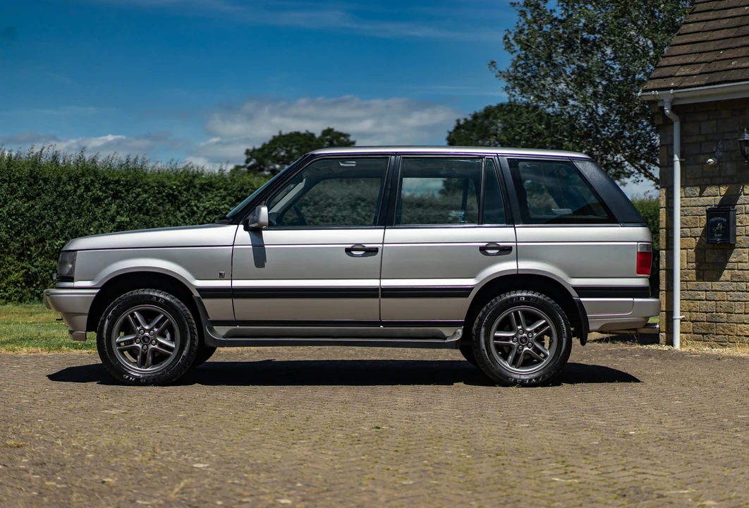 2002 Land Rover Range Rover P38A - Image 13 of 31