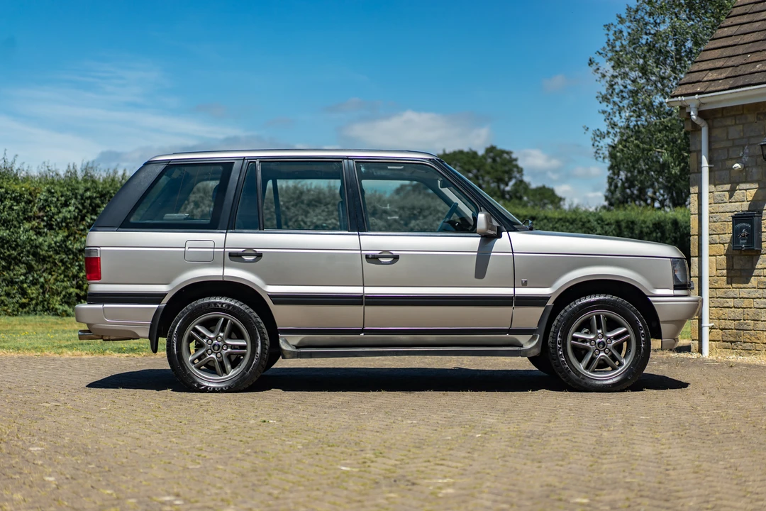 2002 Land Rover Range Rover P38A - Image 9 of 31