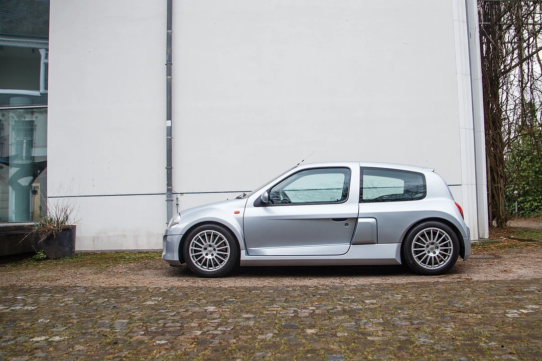 2002 Renault Clio 2nd Gen - Image 12 of 31