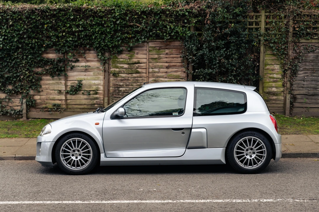 2002 Renault Clio 2nd Gen - Image 13 of 31