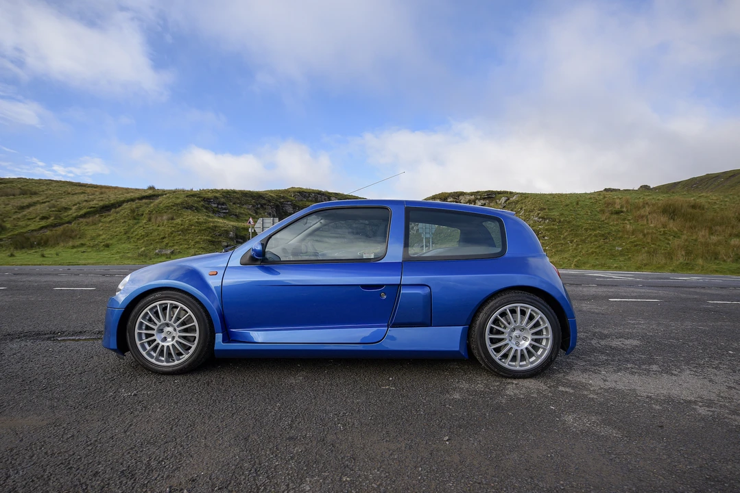 2002 Renault Clio 2nd Gen - Image 13 of 31