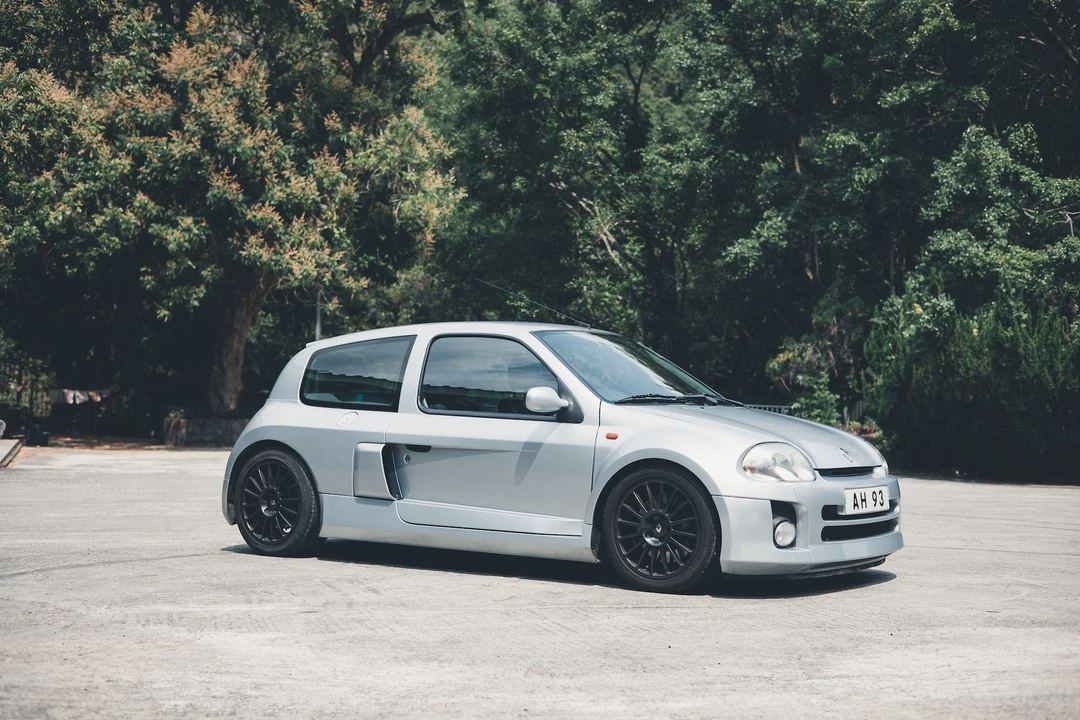 2002 Renault Clio 2nd Gen - Image 13 of 31