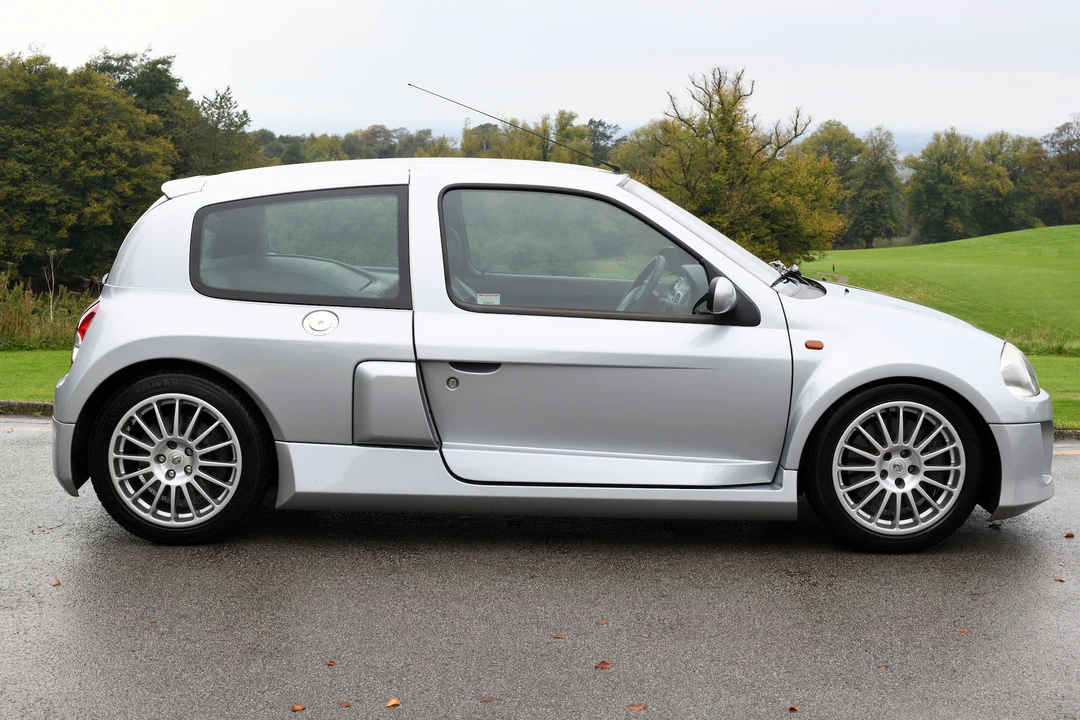 2002 Renault Clio 2nd Gen - Image 5 of 31